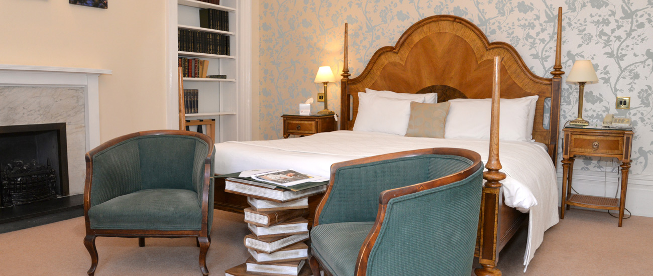 Hotel rooms in Marlborough, Chiseldon House Hotel